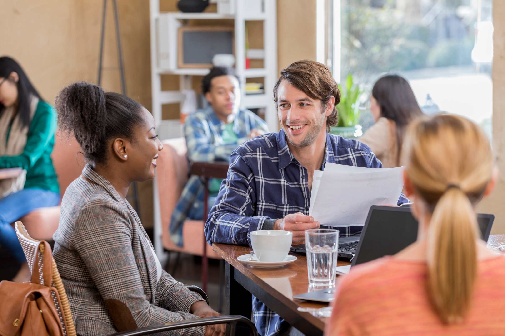 Consigue un ascenso: prepárate para estas preguntas de la entrevista interna