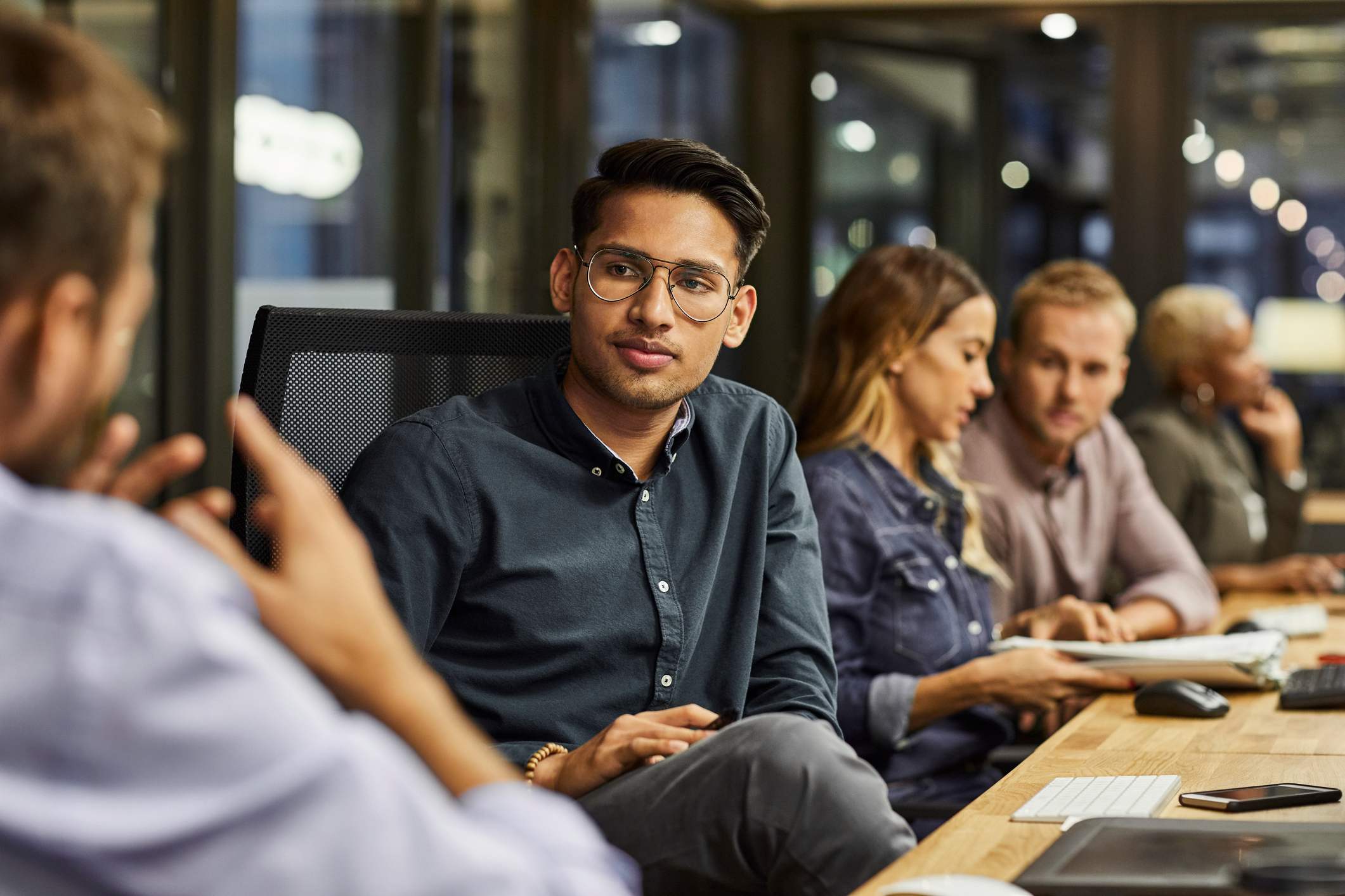 Cómo dar felicitaciones en el trabajo. Prueba estos 5 ejemplos para mostrar aprecio