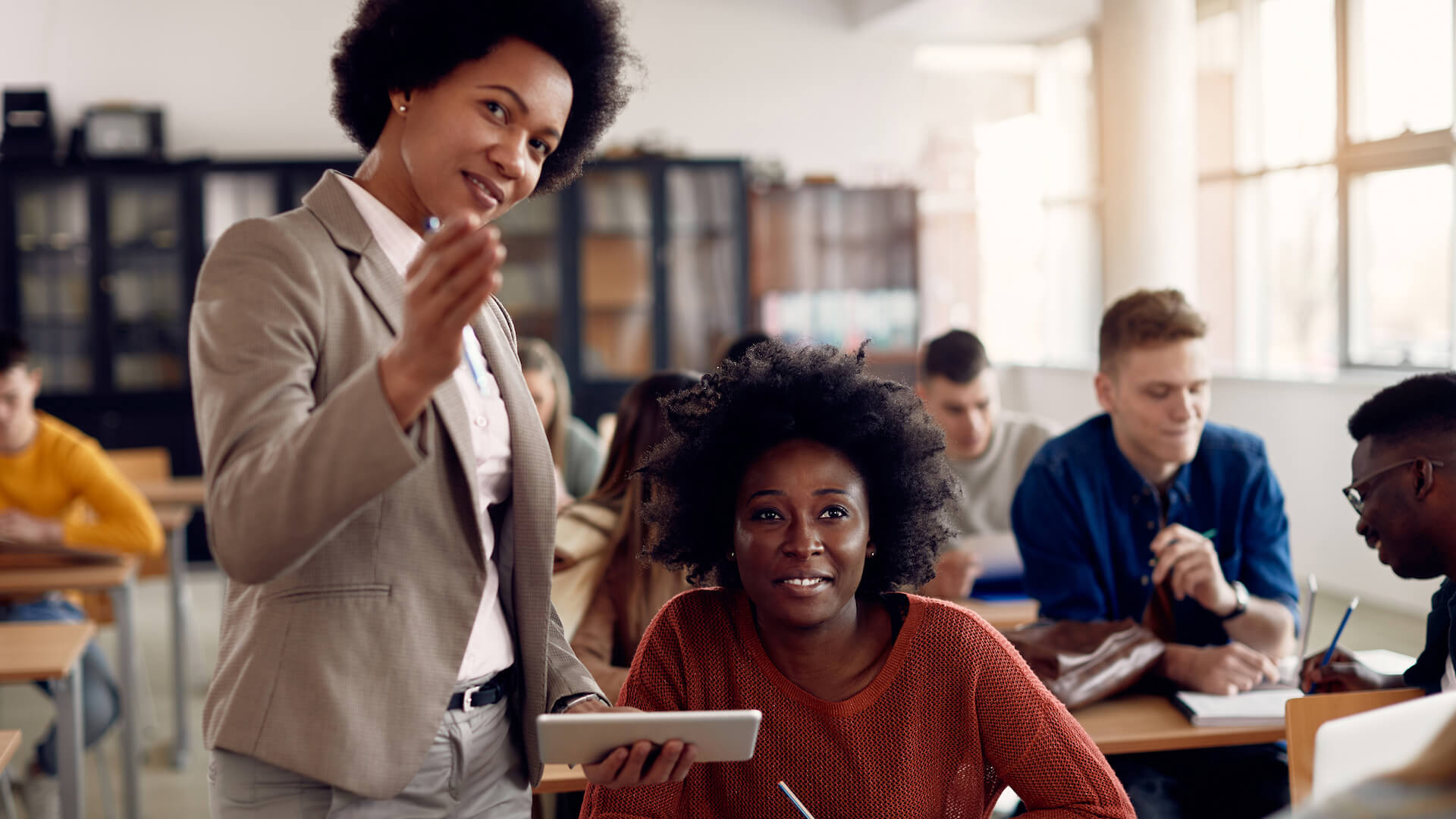Estilo de liderazgo de coaching: ejemplos y habilidades para empezar