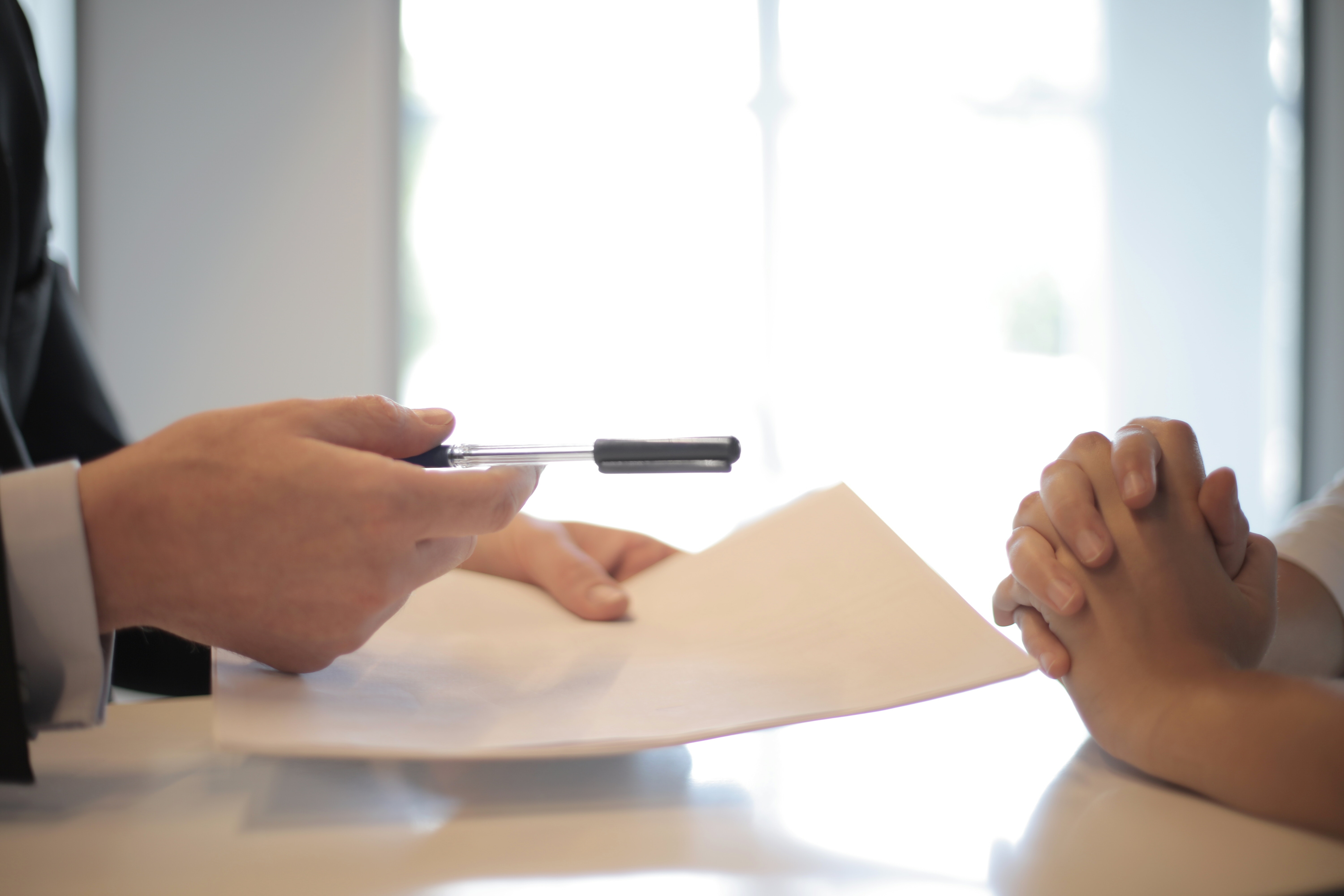 Los seres humanos cometen errores, la responsabilidad de los beneficios de los empleados los cubre