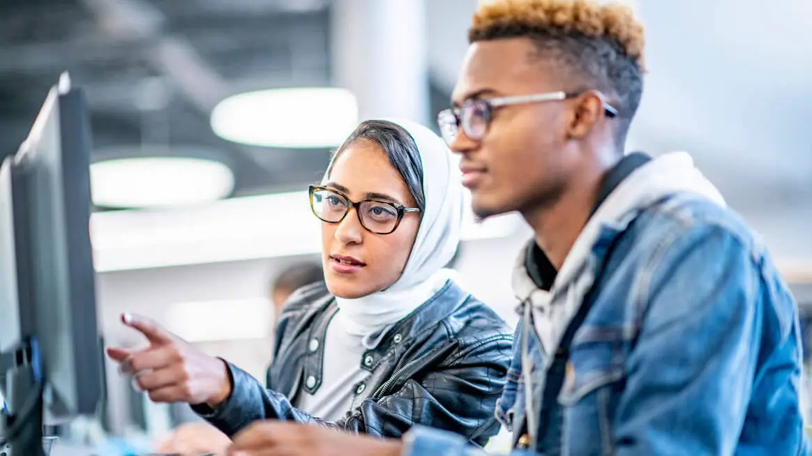¿Cómo tener más impacto? El coaching entre pares puede acelerar el desempeño del equipo