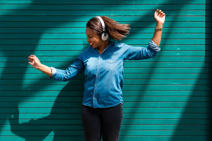 Las sorprendentes formas en que la música beneficia tu cerebro y tu cuerpo